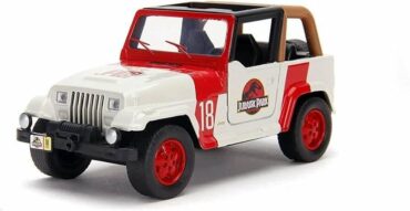 Jada Toys Джурасик парк 1:32 мащаб джип Wrangler модел кола играчка кола - отварящи се врати - многоцветен